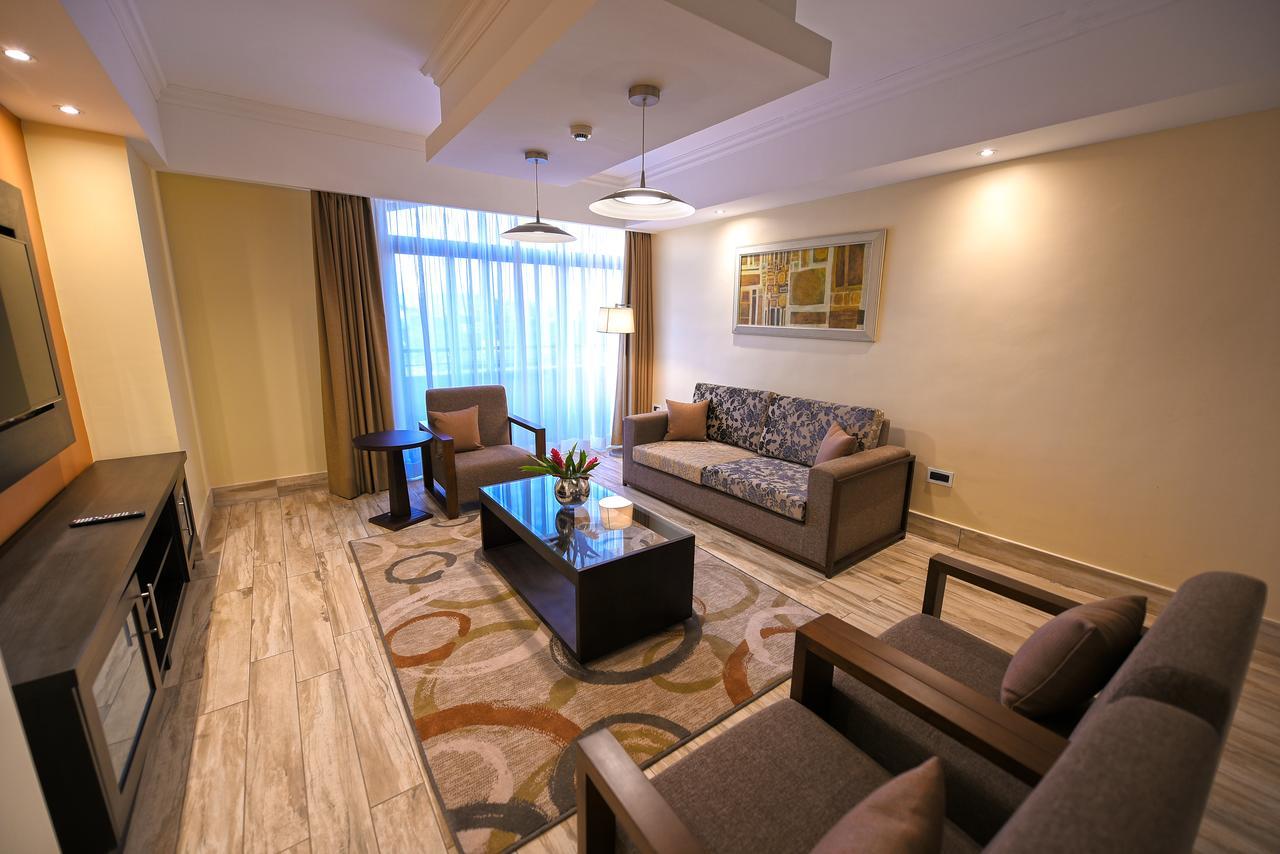 Mestil Hotel & Residences Kampala Ngoại thất bức ảnh