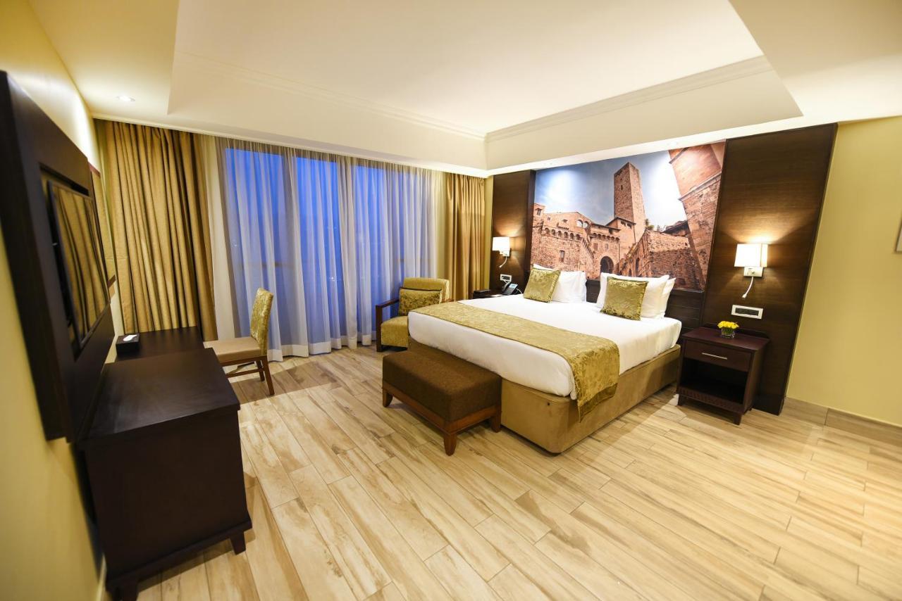 Mestil Hotel & Residences Kampala Ngoại thất bức ảnh